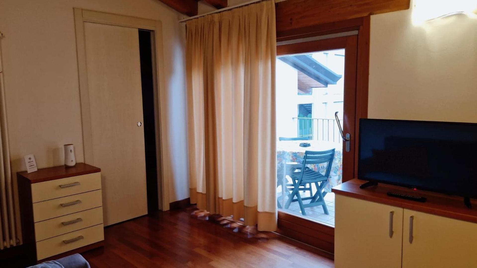 Apartments Tony In Bardolino Szoba fotó