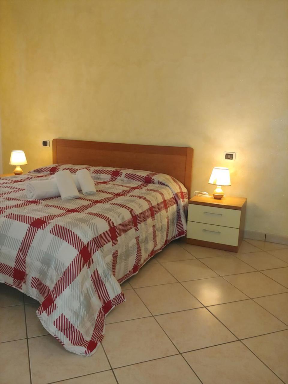 Apartments Tony In Bardolino Kültér fotó